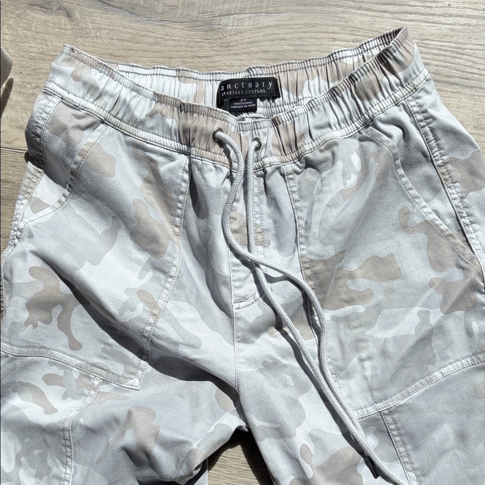 Sanctuary Light Camo Jogger Pants